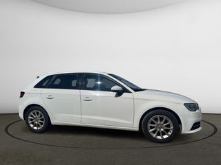 Audi A3 2016-thumb-2