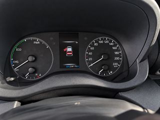 Toyota Yaris 2024 1.5 hybrid automatic Από ιδιώτη  σέρβις στην αντιπροσω-thumb-6