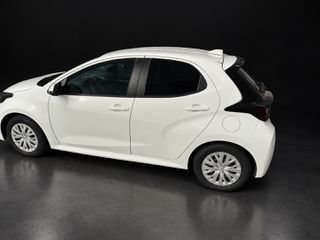 Toyota Yaris 2024 1.5 hybrid automatic ,σέρβις , από ιδιώτη άψογο-thumb-9