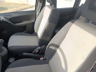 Fiat Panda 2008 1100CC A/C-thumb-10