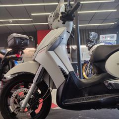 Aprilia Scarabeo 300S 2009-thumb-6