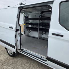 Ford Transit Custom 2023 L1H1-thumb-11