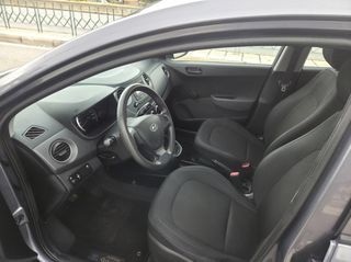 Hyundai i 10 2017-thumb-10