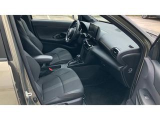 Toyota Yaris Cross 2023 ADVENTURE-thumb-22