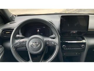 Toyota Yaris Cross 2023 ADVENTURE-thumb-18