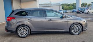 Ford Focus 2015 TITANIUM | LED | NAVI | CLIMA | ΔΕΡΜΑ | EURO6-thumb-1
