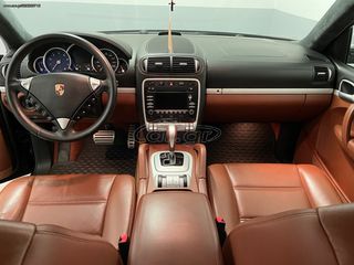 Porsche Cayenne 2010 Turbo