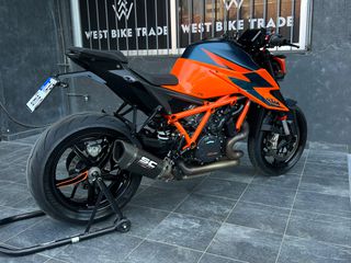 KTM 1290 Super Duke R 2021 Gen.3-thumb-3