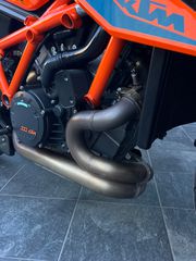KTM 1290 Super Duke R 2021 Gen.3-thumb-42