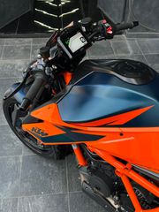 KTM 1290 Super Duke R 2021 Gen.3-thumb-16