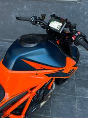 KTM 1290 Super Duke R 2021 Gen.3-thumb-34