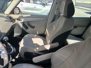 Citroen C4 Picasso 2010 1.6-thumb-5