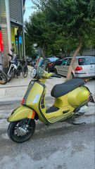 Vespa GTS Super Sport 300 2022 GTS-thumb-1