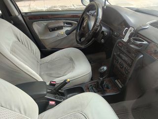 Rover 45 2002-thumb-1