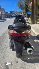 Suzuki Burgman 200 2011-thumb-3