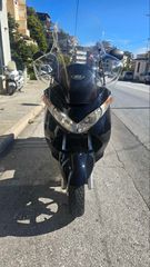 Suzuki Burgman 200 2011-thumb-2