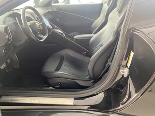 Ferrari Roma 2020-thumb-24