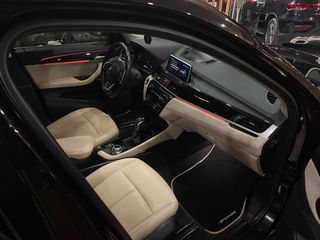 Bmw X1 2020 !! 4X4 - PLUG-IN / PANORAMA / CAMERA / AMBIEND  LIGHT !!-thumb-31