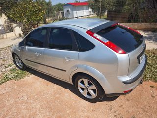 Ford Focus 2006-thumb-2