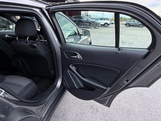 Mercedes-Benz GLA 180 2017 GLA 180 7-G DCT INTUITION-thumb-59