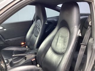 Porsche 911 2005 997 CARRERA-thumb-19