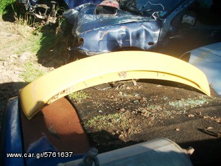Renault Megane 2001 αεροτομη πισω και πορτμπαγαζ