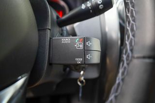 Dacia Duster 2017 1.2 TCe 125hp Black Shadow  (ΔΕΡΜΑ-ΘΕΡΜΑΙΝΟΜΕΝΑ)-thumb-20