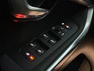 Volvo V40 Cross Country 2017 T3 ΑΥΤΟΜΑΤΟ Momentum Facelift 1ο Χέρι-Ελληνικό-Book Service-thumb-18