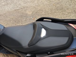 Yamaha XMAX 300 2020-thumb-7