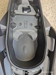 Yamaha XMAX 300 2020-thumb-13