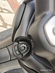 Yamaha XMAX 300 2020-thumb-15
