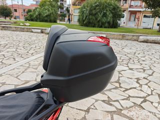 Yamaha XMAX 300 2020-thumb-31