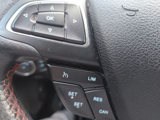 Ford Focus 2017 st line 182ps 1500cc euro 6-thumb-43