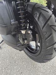 Yamaha XMAX 300 2017-thumb-15