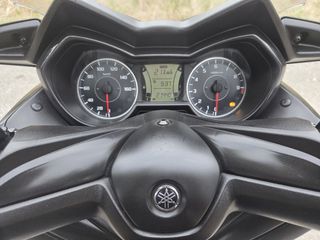 Yamaha XMAX 300 2017-thumb-19