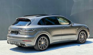 Porsche Cayenne 2019 E-HYBRID 462hp GTS-thumb-12
