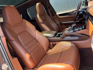 Porsche Cayenne 2019 E-HYBRID 462hp GTS-thumb-20