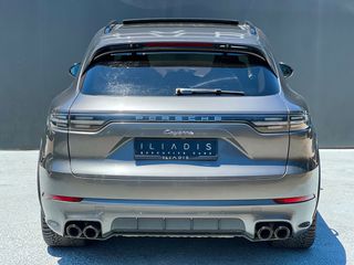 Porsche Cayenne 2019 E-HYBRID 462hp GTS-thumb-10