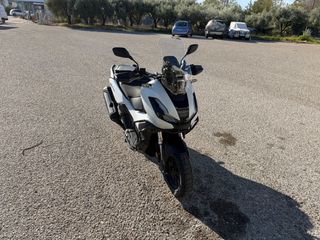 Honda ADV 350 2025-thumb-1