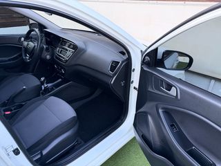 Hyundai i 20 2017 3ΠΛΗ ΕΓΓΥΗΣΗ-ΖΑΝΤΕΣ-A/C-Y/T-R/CD-EΛΛΗΝΙΚΟ-ΑΡΙΣΤΟ-FULL EXTRA!-thumb-12
