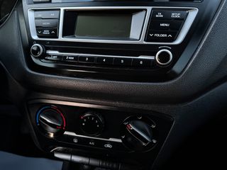 Hyundai i 20 2017 3ΠΛΗ ΕΓΓΥΗΣΗ-ΖΑΝΤΕΣ-A/C-Y/T-R/CD-EΛΛΗΝΙΚΟ-ΑΡΙΣΤΟ-FULL EXTRA!-thumb-35