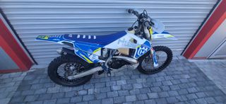 Husqvarna TE 300 2022-thumb-4