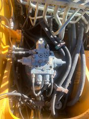Εκσκαφέας Με Λάστιχα Liebherr 2000 924 LiTRONIC-thumb-11