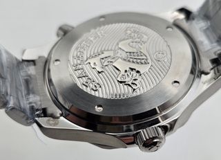 Omega Seamaster replica μαύρο-thumb-1