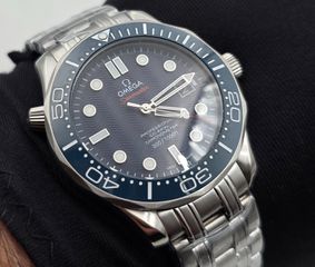 Omega Seamaster replica μαύρο-thumb-8
