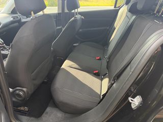 Peugeot 308 2018-thumb-12