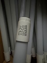 Λάμπες Φθορίου 60cm GEYER 9W 4000Κ