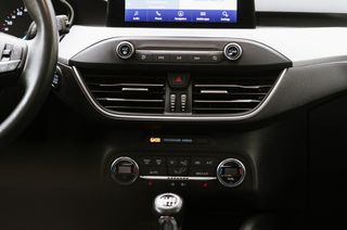 Ford Focus 2020 STATION WAGON-thumb-21