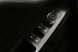 Ford Focus 2020 STATION WAGON-thumb-32