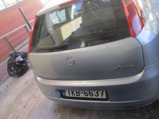 Fiat Punto 2008-thumb-2
